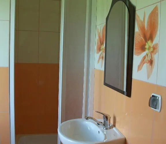 Janosik منزل للإقامة بوستريك